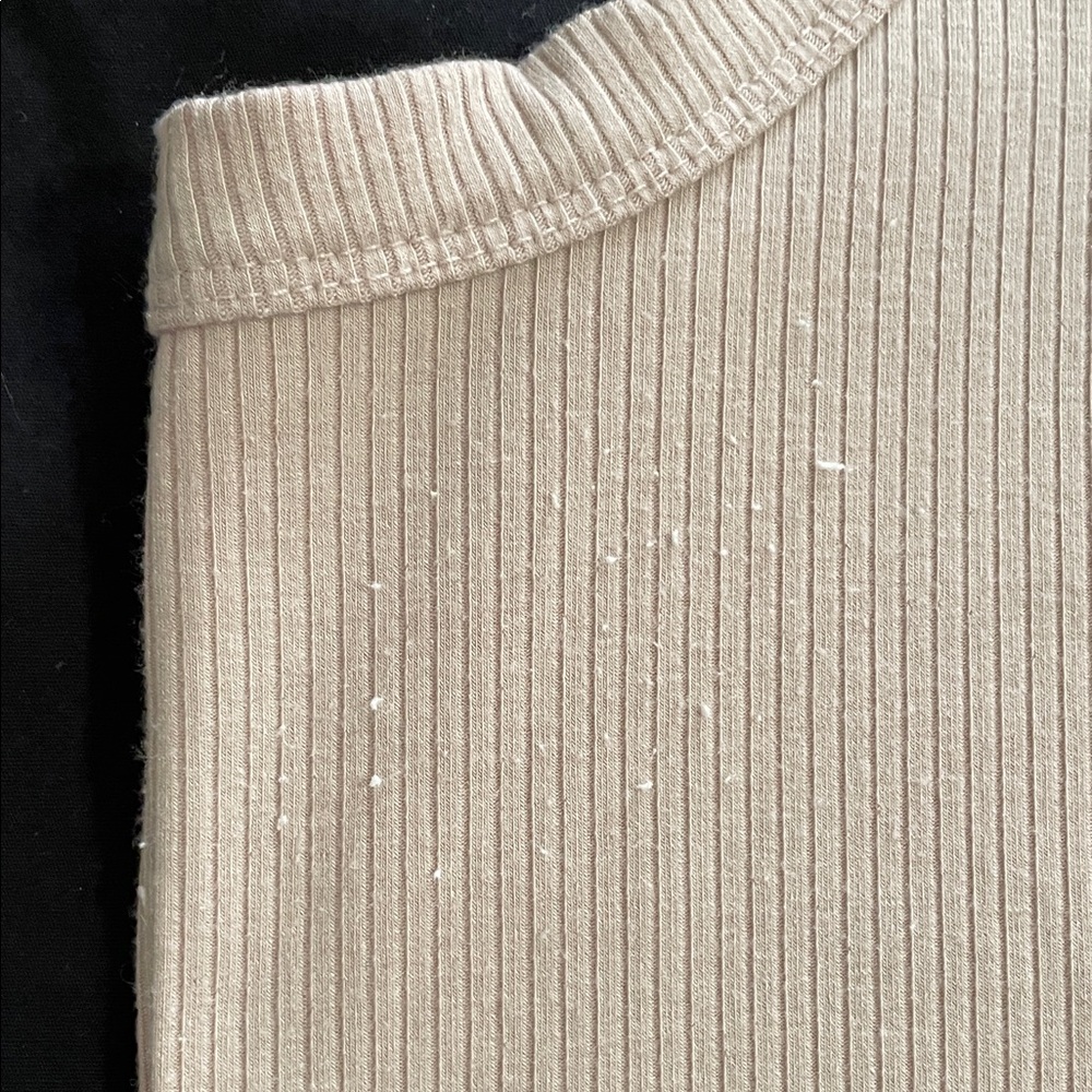 Torrid  Ribbed Tank Top - Picture 7 of 9